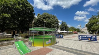 По случай Деня на детето треньорът на националния отбор Ясен