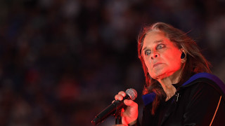 Миналата седмица рокът загуби една от най емблематичните си фигури Ози