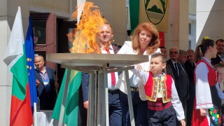 В следващите дни президентът ще реши кога ще връчи първия