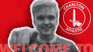 Чарлтън се договори с футболист на Арсенал