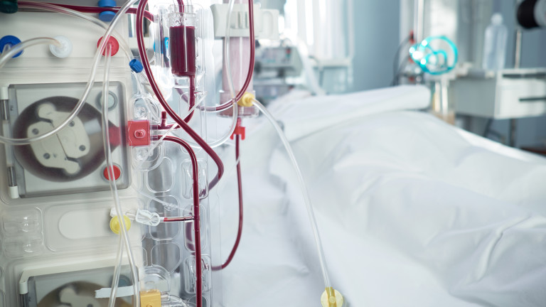 Болницата в Ямбол остана без легла за пациенти с COVID-19