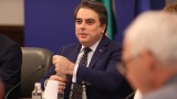Асен Василев: Радев не е в час с политическите процеси