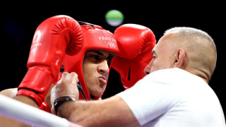 Двете боксьорки Имане Келиф Алжир и Лин Ю тин Тайван които