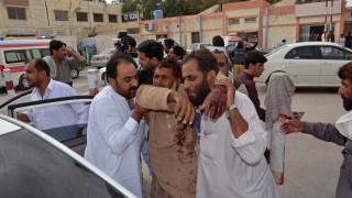 Атентат в Пакистан взе 70 жертви