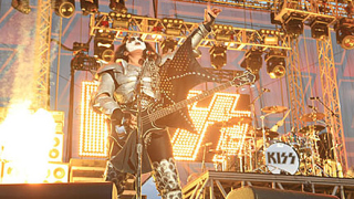 KISS обявиха София за Rock City
