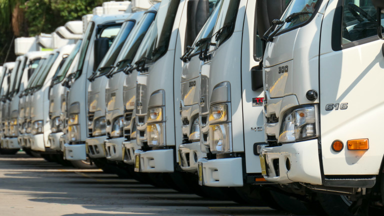 Продажбите на товарни и лекотоварни автомобили в ЕС продължават да спадат през първите девет месеца на 2025 г.