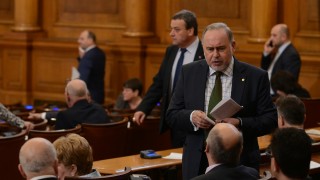 БСП иска изслушване на ДАНС за откритите документи в кмета на Септември