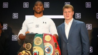 Световният шампион по бокс в тежка категория Антъни Джошуа и Александър