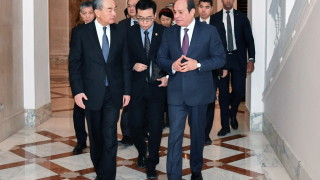 Египет и Китай искат спокойствие в Червено море 