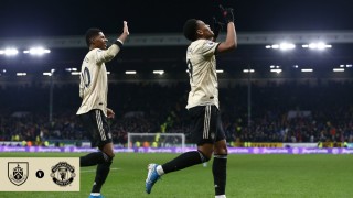 Манчестър Юнайтед победи Бърнли с 2 0 като гост Двубоят бе