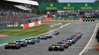 Сезонът във Формула 1 може да започне най-късно през октомври