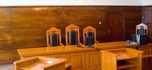 Осъдиха условно 3-ма полицаи, издали паспорт на Куйович