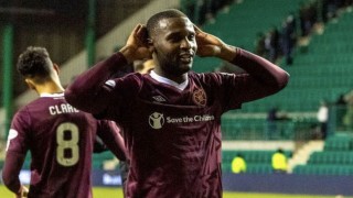 Ботев Пловдив си осигури седмо ново попълнение Защитникът Клевид Дикамона