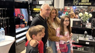 Христо Стоичков взриви Бургас За два дни Кавалерът на Златната