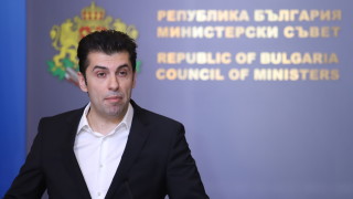Българска правителствена делегация водена от премиера Кирил Петков ще замине