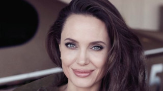 Урокът, който Анджелина Джоли научи от майка си