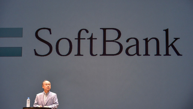 SoftBank готви инвестиция от $3 милиарда