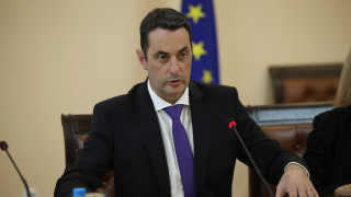 Транспортният министър министър Георги Гвоздейков обвиненията на частния железопътен бранш