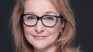 Проф. Христова: Десните партии дърпат обществото, а левите правят меки политики