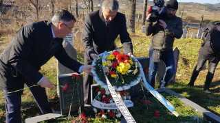 ДПС прикани "подведените и излъганите" да се завърнат в партията