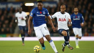 Отборите на Евертън и Тотнъм не успяха да се победят на