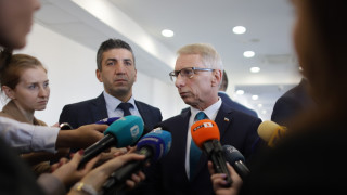 Премиерът Николай Денков е изпратил мотивирано писмо до президента Румен