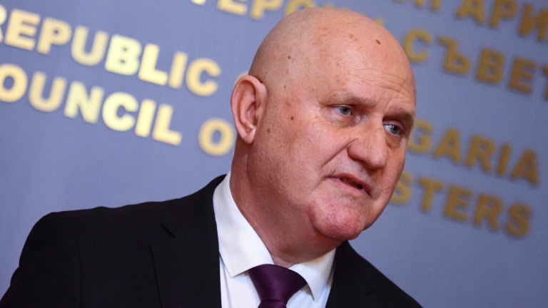 Министър Цоков уверява, че пропуските в администрирането на учебната дейност в ЮЗУ са отстранени