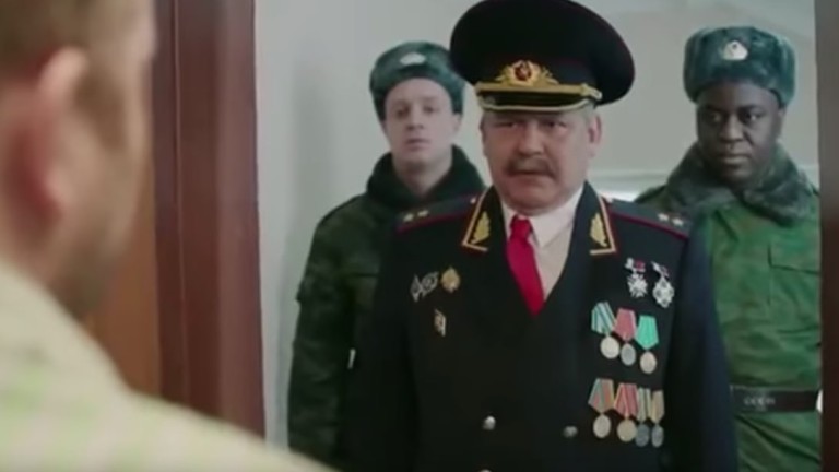 Гласувайте на изборите или Русия ще се превърне в гейска нация, агитират с видео