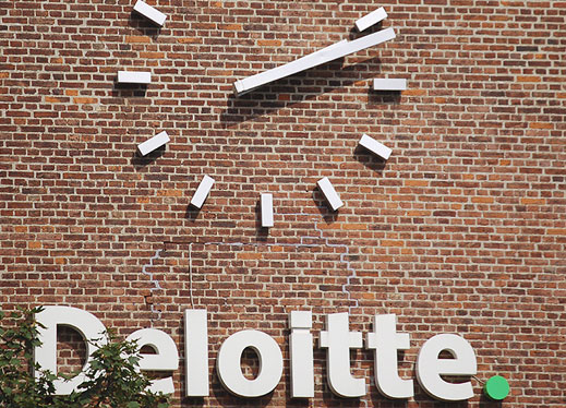 Двугодишен връх на инвеститорското доверие в Централна Европа, отчита Делойт