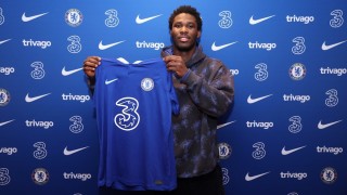 Нападателят на Челси Давид Фофана подписа договор под наем за