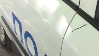Джип удари патрулка пред полицията във Велико Търново
