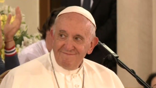 24 часа Папа Франциск благослови 250 деца в Раковски Ние