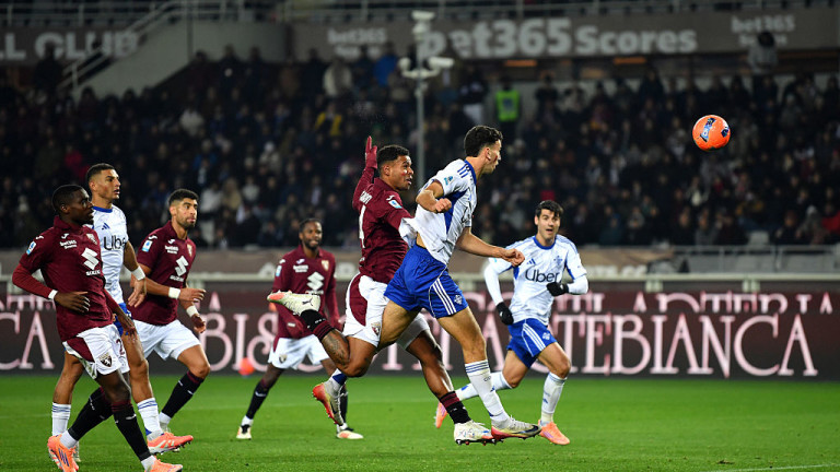 Комо победи Торино в мач от Серия А