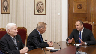 Президентът даде за пример на българския бизнес строителя и дарител Игнат Канев