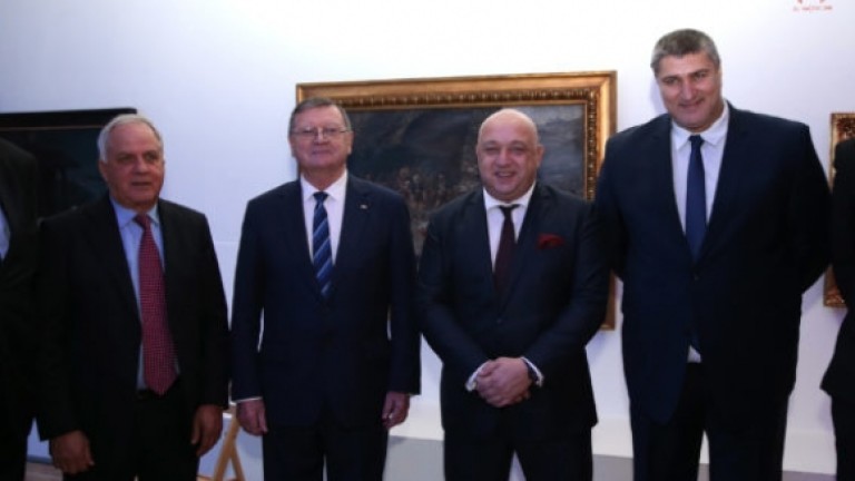 Ръководството на БФВолейбол на работна среща с министър Кралев