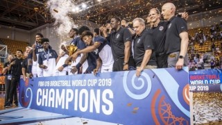 Юношеският баскетболен отбор на САЩ стана световен шампион във възрастовата