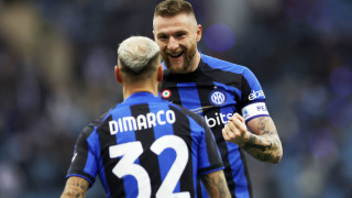 Интер отново спечели Суперкупата на Италия след като срази градския си съперник