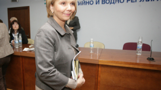 Някой натисна ДКЕВР - за ден два пъти намали цената на тока