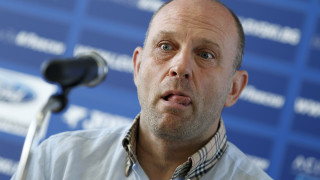 Константин Папазов говори пред медиите преди първата тренировка на Левски