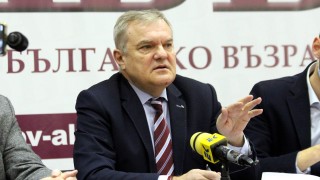 Румен Петков изпрати Ревизоро при предшественика му
