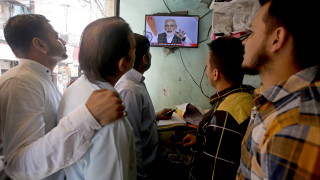 Пакистан не иска милитаризация на космоса, след като Индия свали спътник