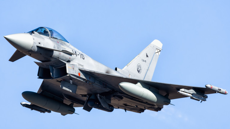 Германия, ключов член на квартета консорциум, произвеждащ Eurofighter Typhoon, се