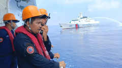 Филипински моряк е пострадал тежко при сблъсъка с китайски кораб в Южнокитайско море