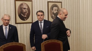 Президентът Румен Радев на тези избори вероятно няма да излезе