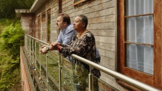 Преди няколко години Ричард Асаре Джой решава че моментът е подходящ да