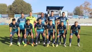 Дунав замина на лагер в Сандански къде ще изиграе две