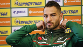 Симеон Славчев остава в тима на Лехия Гданск Българският национал