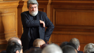 Вежди Рашидов получи твърда подкрепа от „културната” комисия в НС