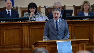 Карадайъ настоя за агитация на майчин език с преводач