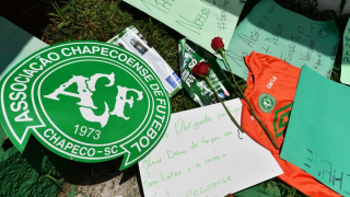 Един от шестимата оцелели в самолетната катастрофа на бразилския футболен